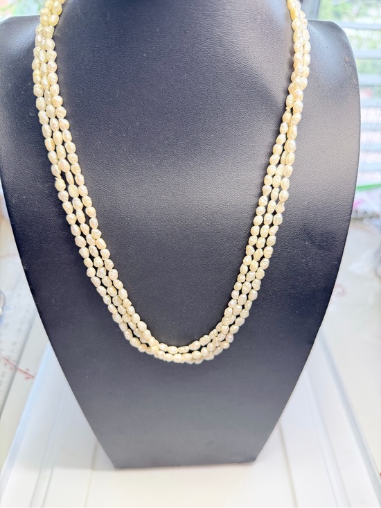 Jewelry - Freshwater 32”White Pearl Necklace